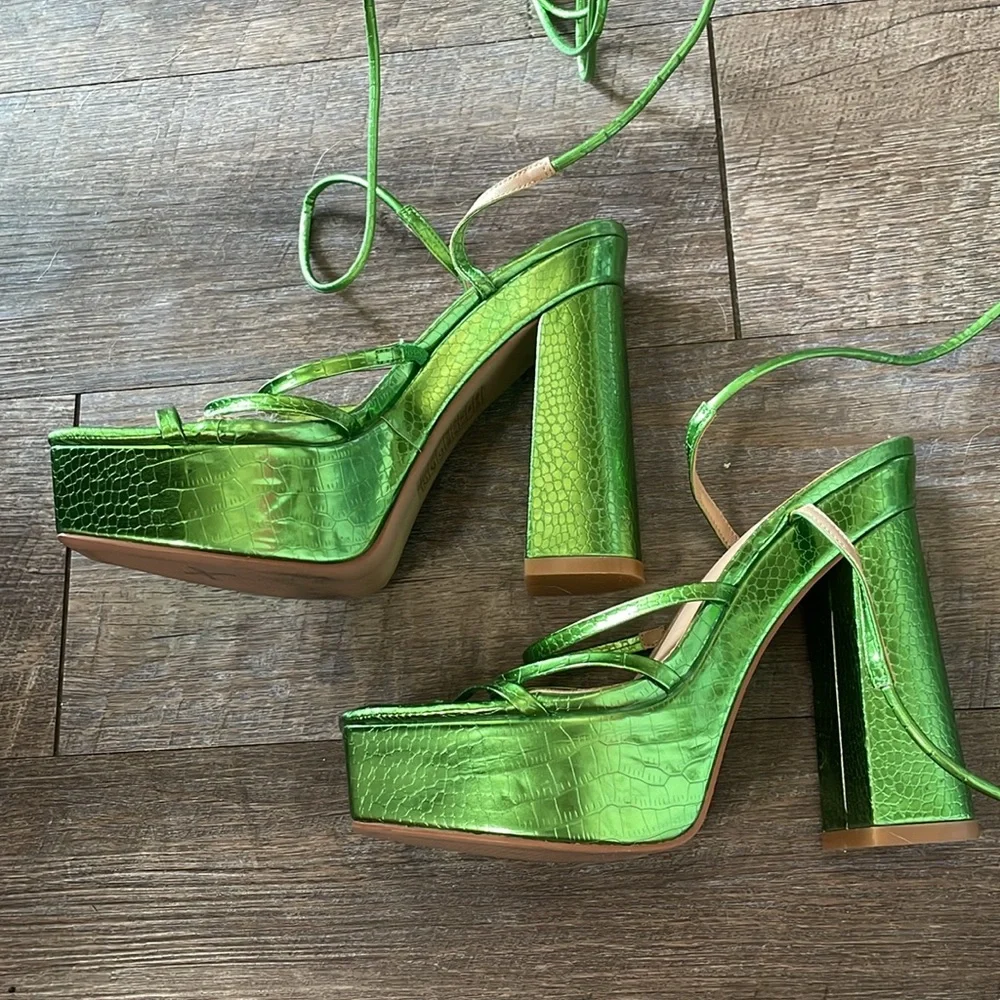 Simmi London lace up Platform block Heels